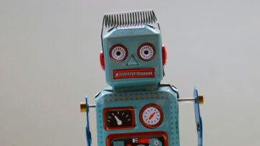 WhatsApp joins the appalling trend for AI-written replies to messages