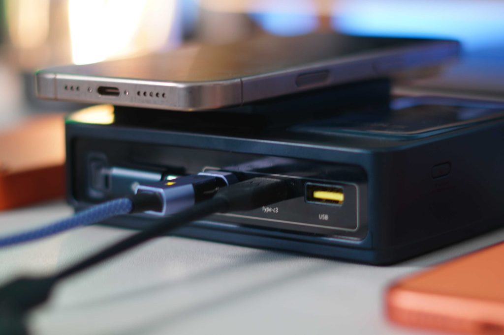 1777929939 516 Cette station de charge est devenue laccessoire indispensable de votre