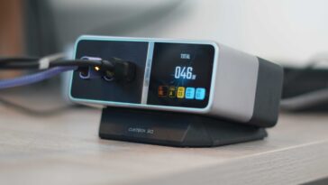 Hands-on: CUKTECH 30 Ultra delivers 300W charging, real-time power monitoring, more