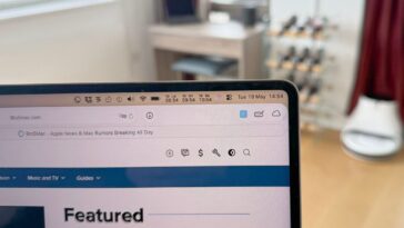 How to stop menu bar items being hidden behind the MacBook Pro notch