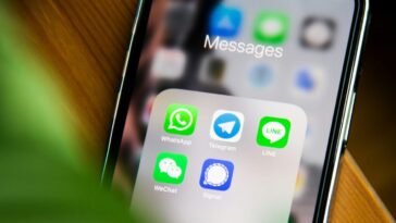 WhatsApp Plus subscriptions rolling out to iPhone, but you probably don’t need one