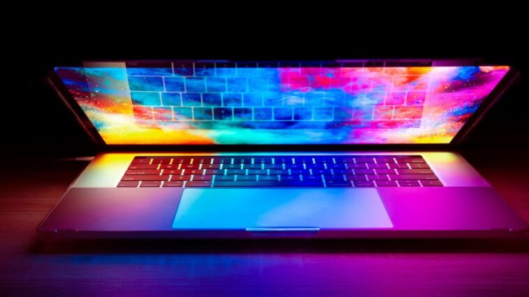 New MacBook Ultra report covers release timing, display, more