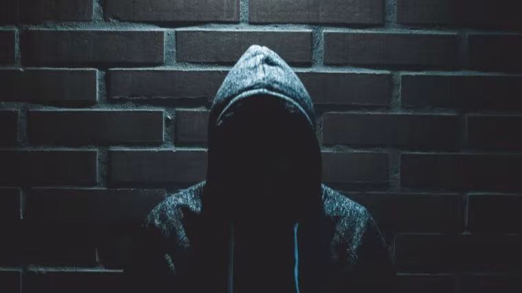 Apple working with British police to tackle iPhone theft