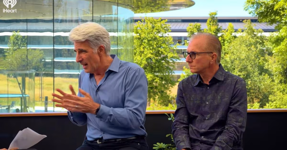 Craig Federighi and Greg Joswiak talk Siri AI and more in new interview [Video]