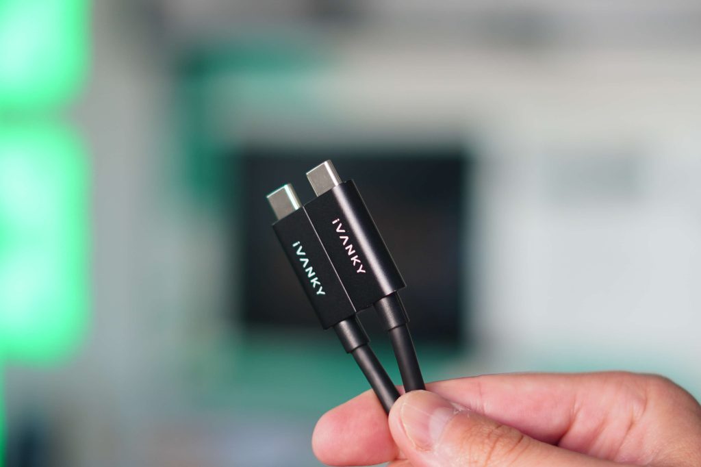iVANKY FusionDock Ultra : un dock Thunderbolt 5 idéal pour les workflows sur Mac 4 Les ports diversifiés de l'iVANKY FusionDock Ultra