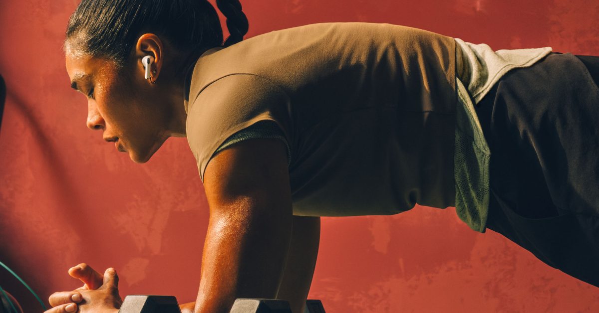 Report: Smart wearables market set to generate more than $1 trillion through 2032