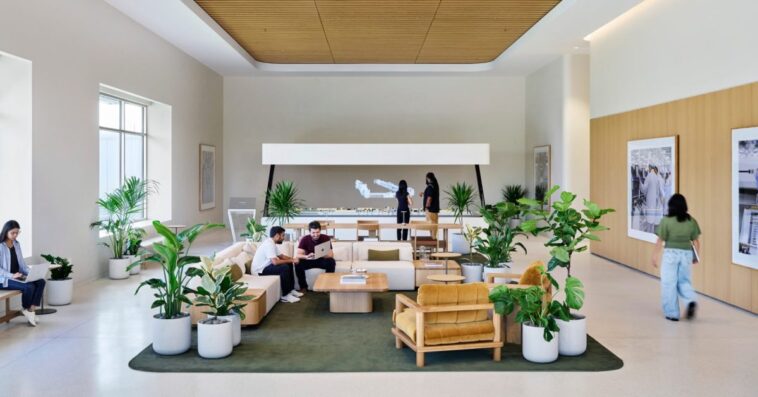 Apple ouvre son nouvel ‘Advanced Manufacturing Center’ au Texas 1 Apple’s new ‘Advanced Manufacturing Center’ opens in Texas