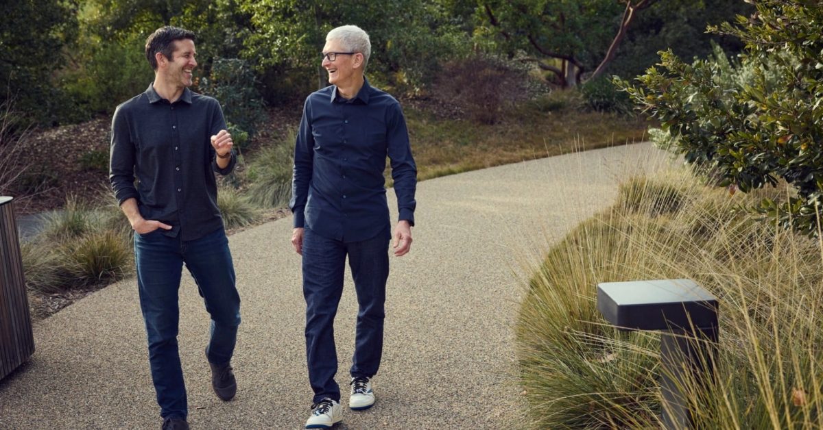 Today is Tim Cook’s last day as Apple CEO, John Ternus takes over tomorrow
