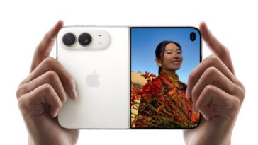 iPhone Duo videos reveal split keyboard, app multitasking, more