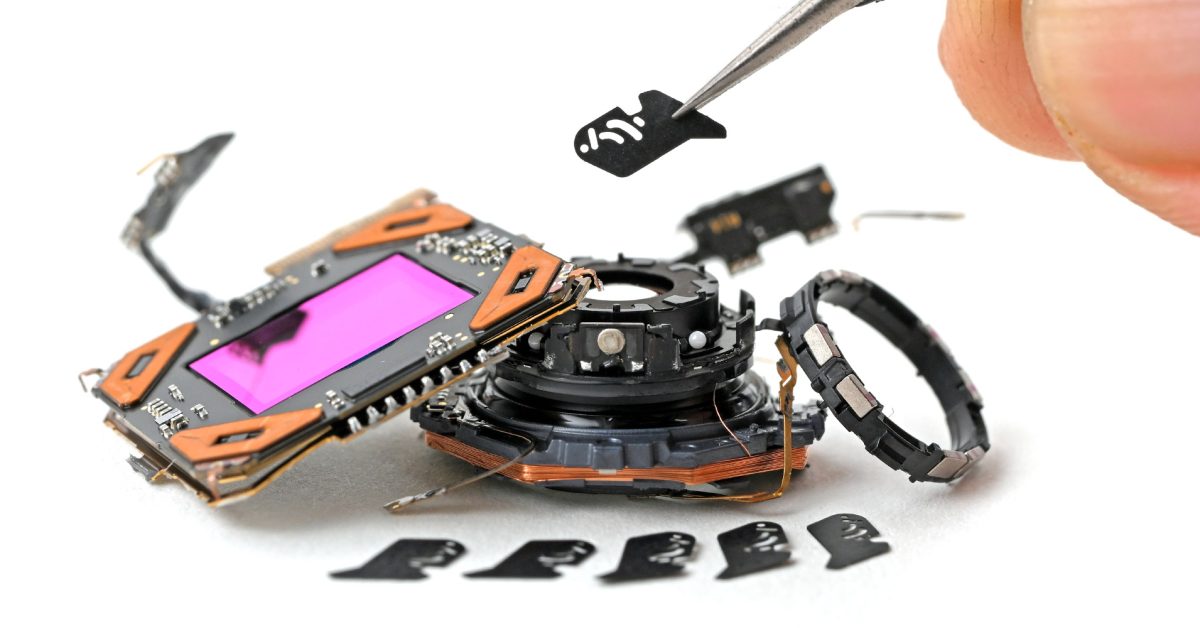 iFixit : Analyse de l'iPhone 18 Pro, ouverture variable et problème de réparabilité détecté 78 iFixit tears down iPhone 18 Pro, explores variable aperture, finds concerning repair issue