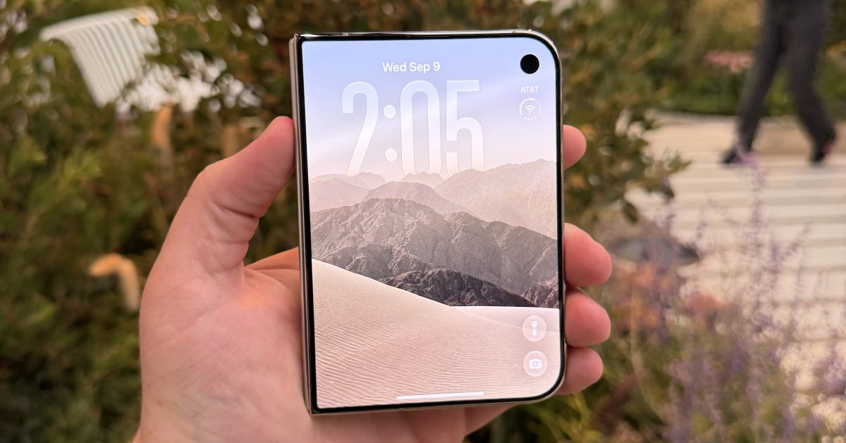Apple : le VP hardware évoque la durabilité et le fonctionnement de l'iPhone Duo 12 Counterpoint: Apple foldable panel shipments could rise 167% by 2030