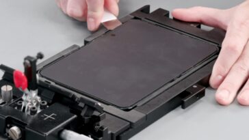 Apple’s official DIY repair guides for the iPhone Duo now available