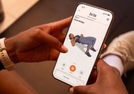 Strava announces coach-designed strength workouts with live set and rep tracking